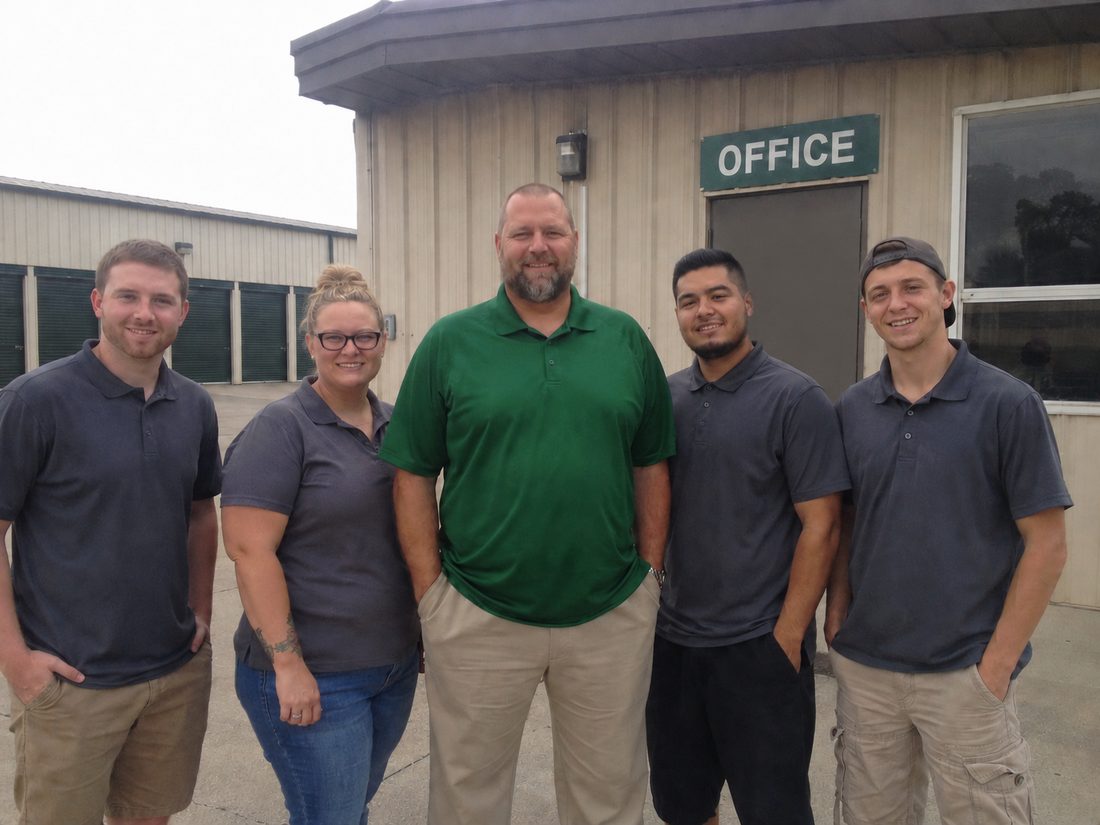 Pest control professionals in Bay City, MI
